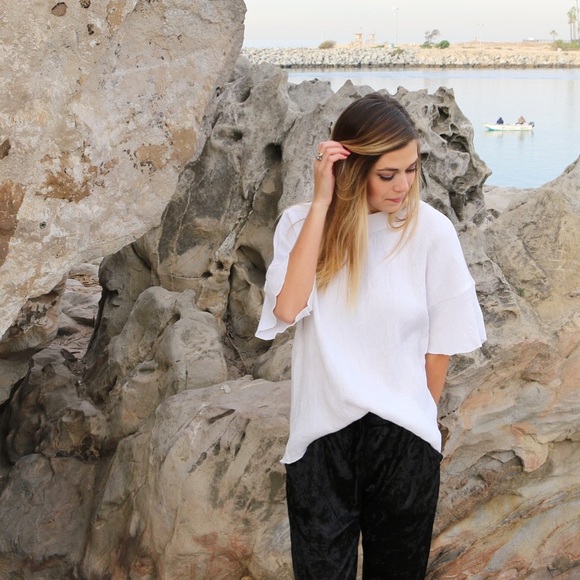 Tops - white crinkled top